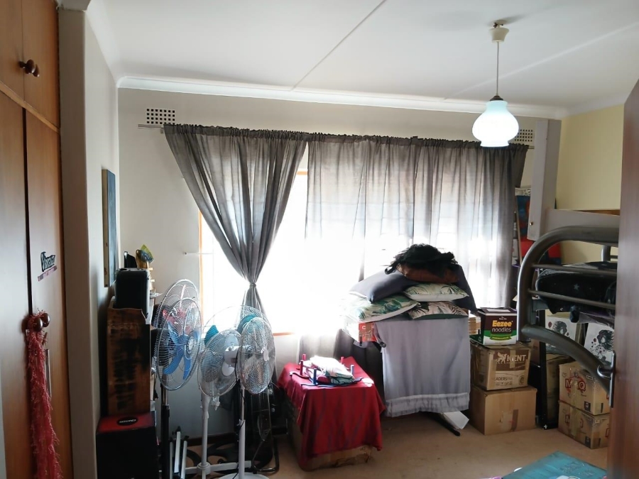 4 Bedroom Property for Sale in Hartenbos Central Western Cape
